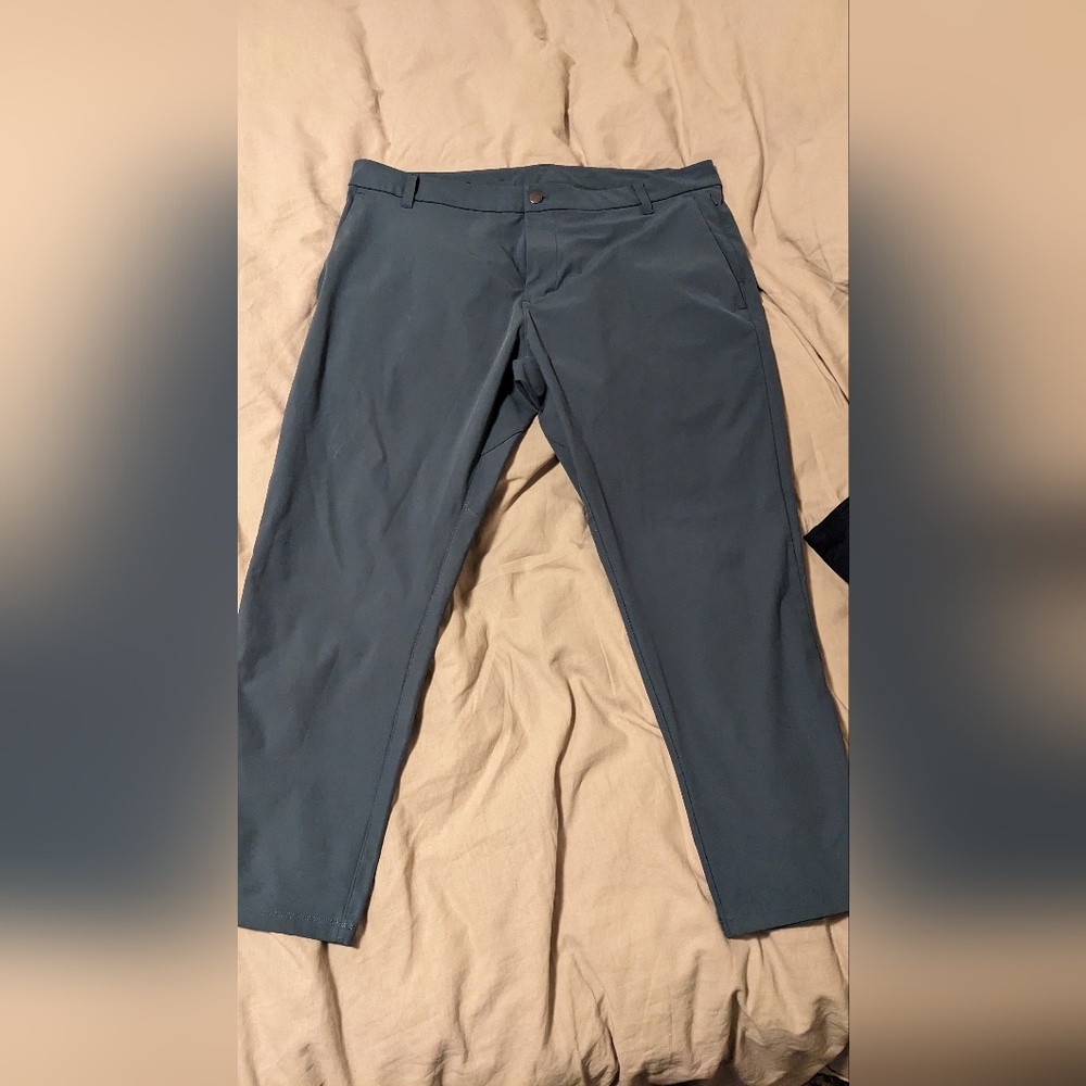 Lululemon ABC Pants/EUC/Size 38 In Teal